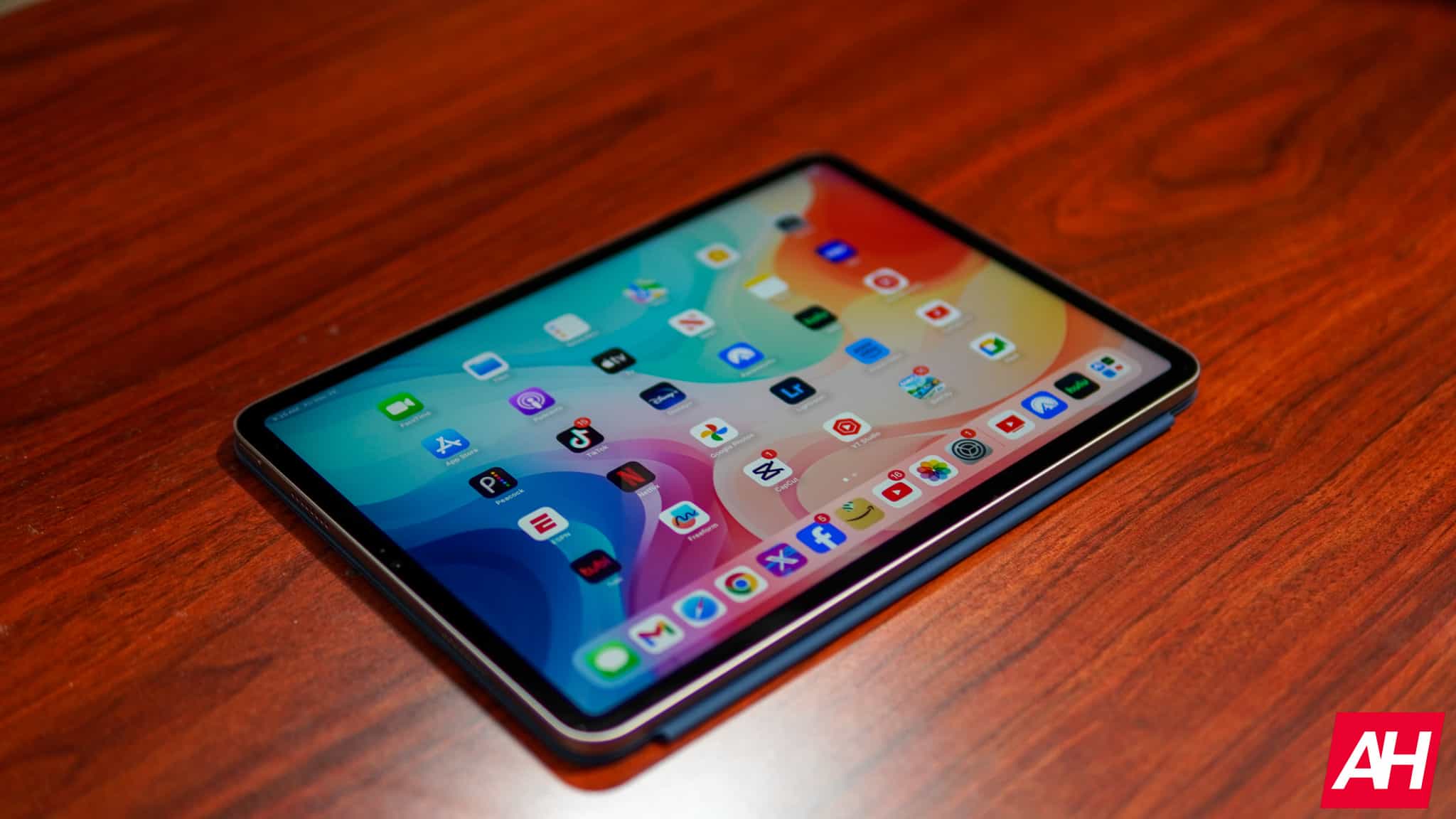 Apple's OLED IPad Pro Models Could Start At $1,500 In Price Leap