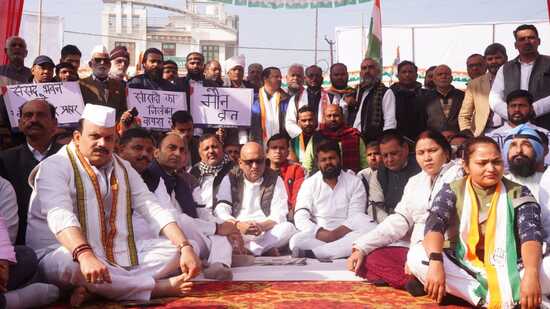 india bloc parties hold statewide protest against suspension of oppn mps