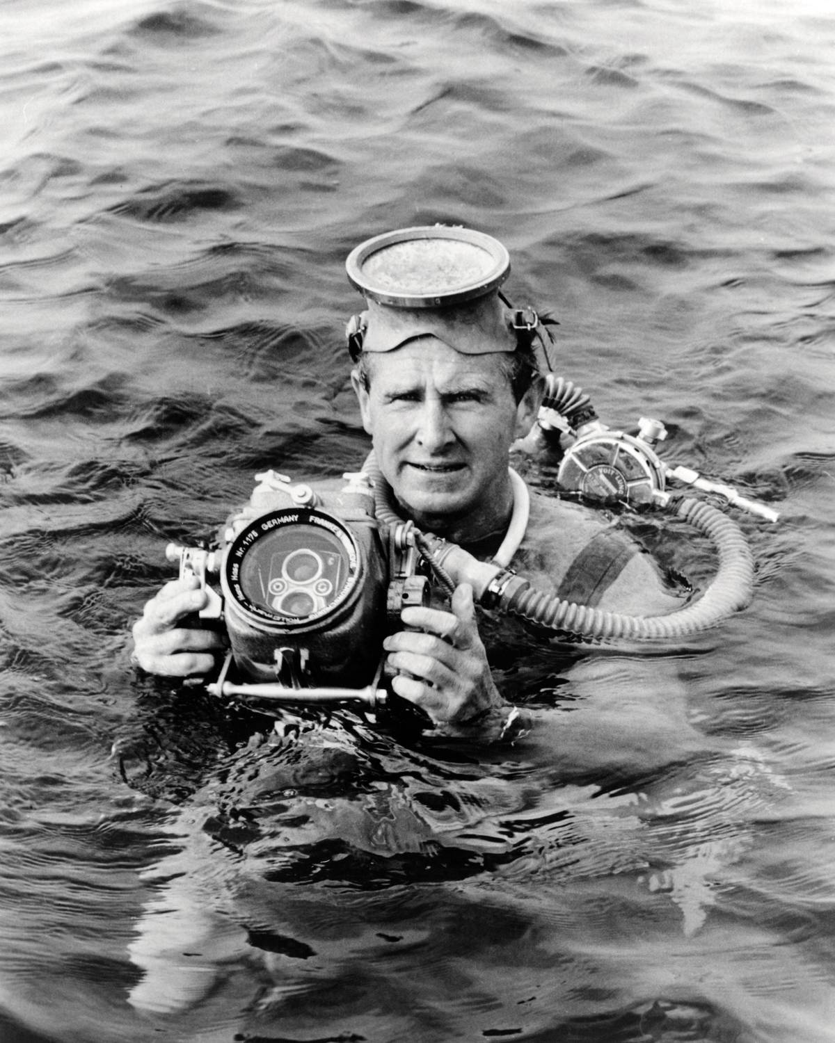 <p><i>Sea Hunt</i> was an action-adventure television series that aired from 1958 to 1961, staying very popular for decades after the last episode. Starring Lloyd Bridges as ex-Navy diver Mike Nelson, the show features various underwater shots and daring rescues made by the lead character.</p> <p>Along with its great visual effects, the series made sure to remind viewers of the importance of conserving the environment. The series ran for four seasons, with a total of 155 episodes. </p>