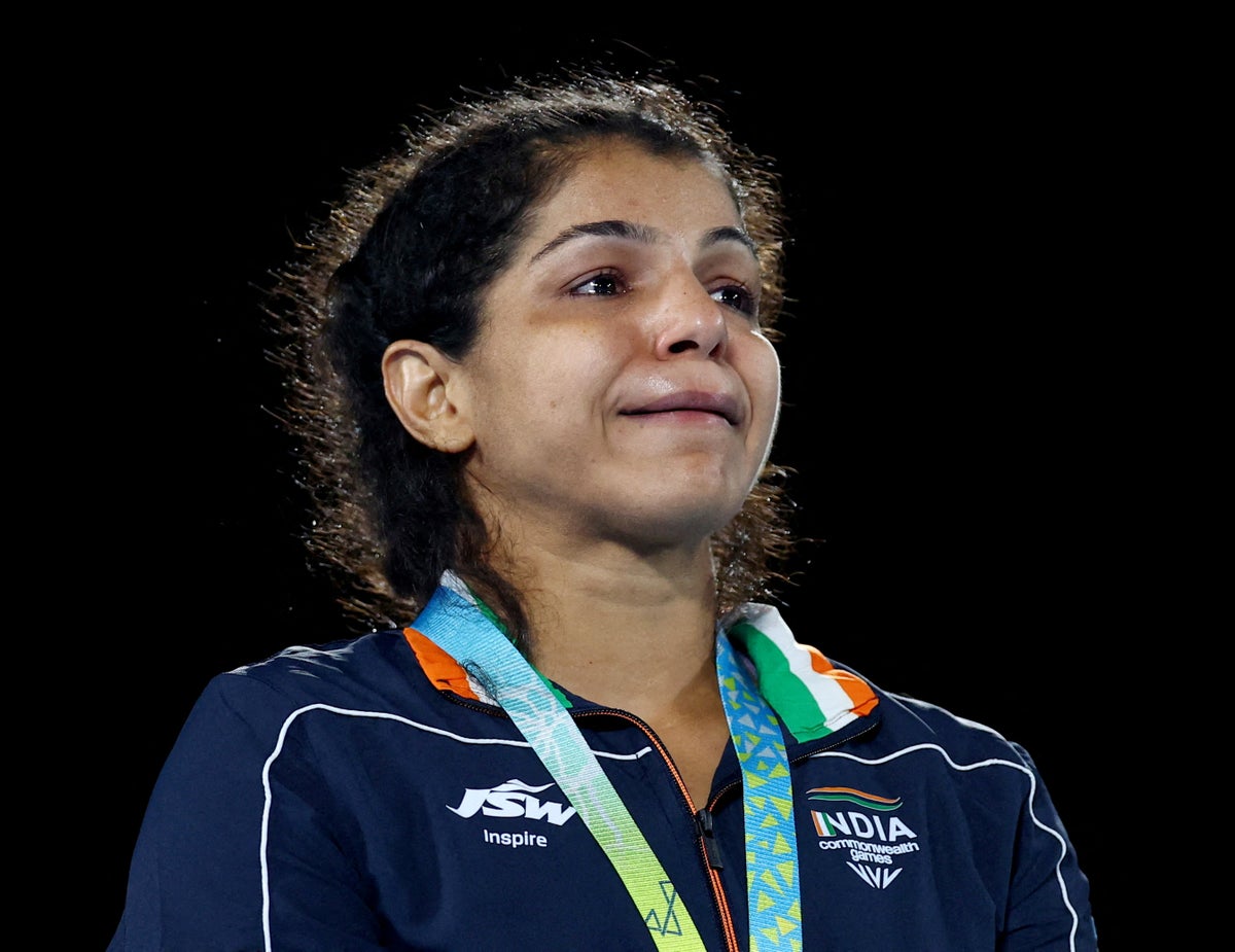 india’s olympian wrestler quits over election of new wrestling federation chief