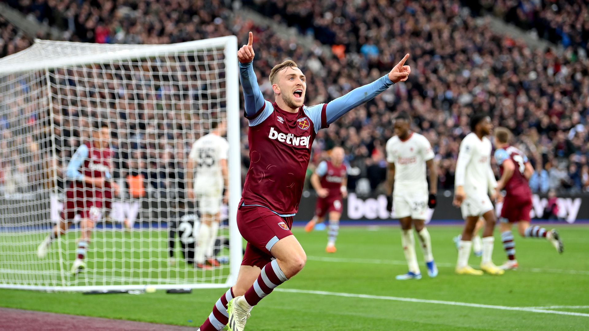 West Ham United 2-0 Manchester United: Flat Performance Sees Reds ...