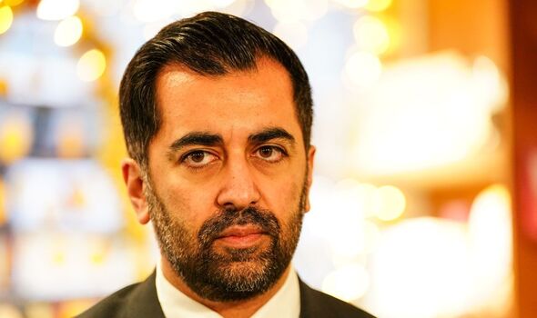 humza yousaf ruthlessly mocked over claim world leaders are 'lining up' for snp advice