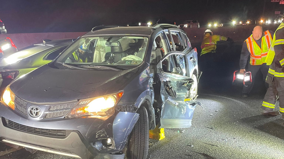 Two People Rescued In 3 Vehicle Crash Near I 95 Bridge In Maryland   AA1lWmVX.img