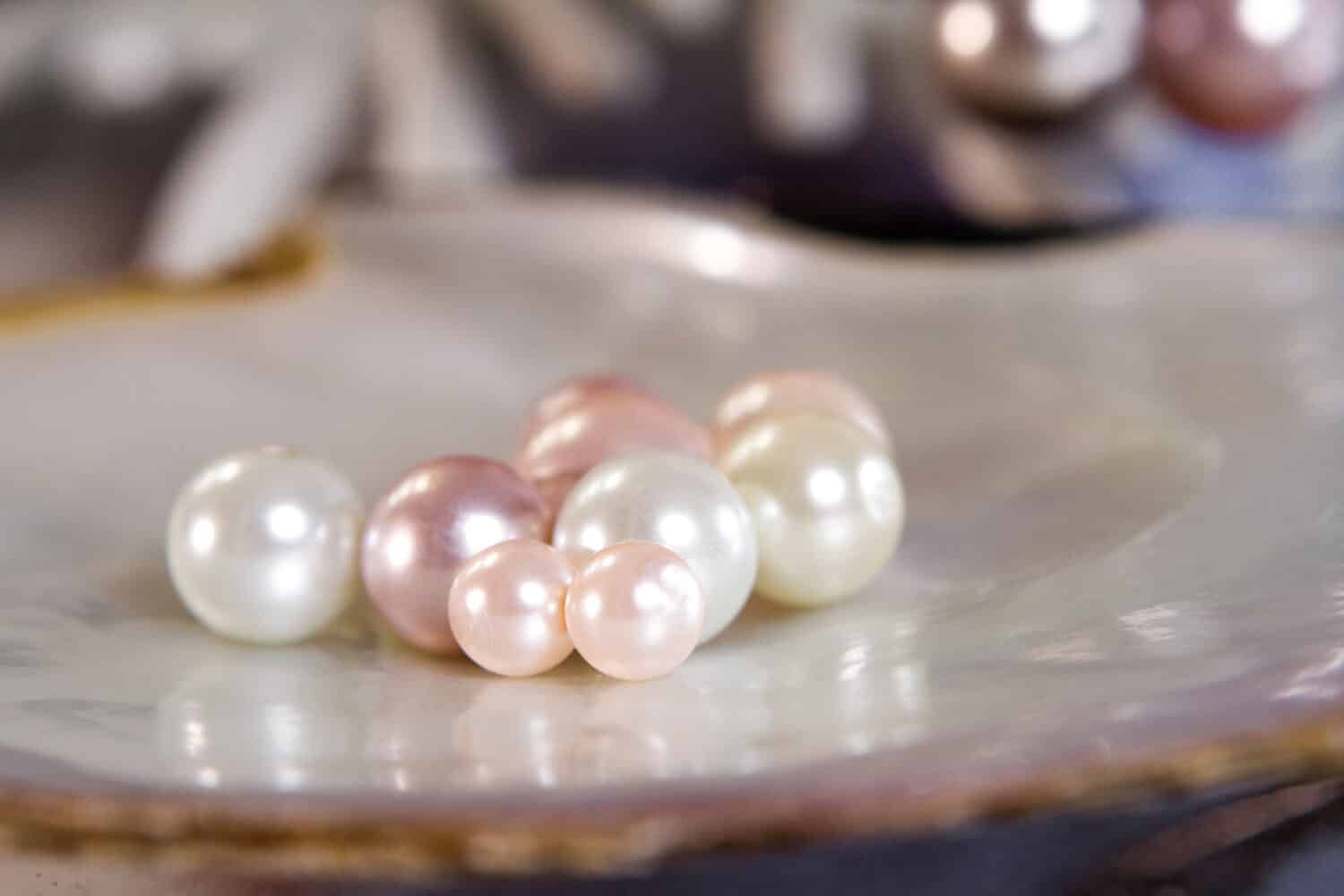 Discover 9 Colors of Pearls (Rarest to Most Common)