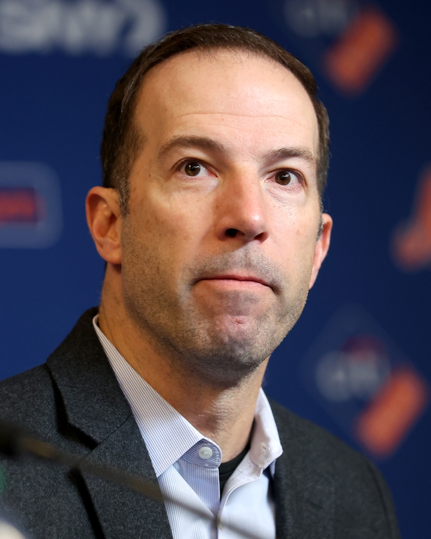 Former Mets GM Suspended For Falsifying Injury Reports