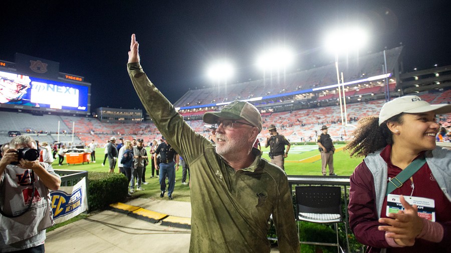 Jerry Kill Steps Down As NMSU Head Coach