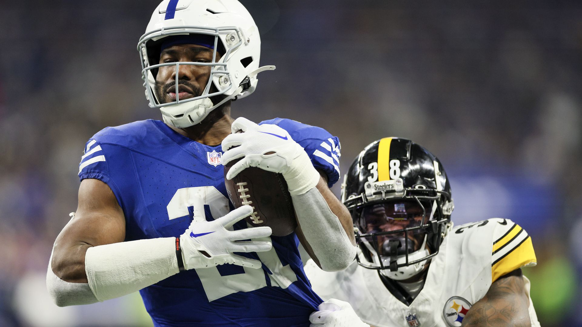 Colts’ Injury Report, Week 16: Zack Moss, Michael Pittman Jr., Among ...