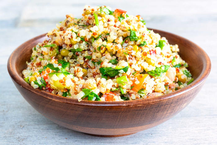pergunte a um profissional de nutrição: a quinoa é saudável para comer?