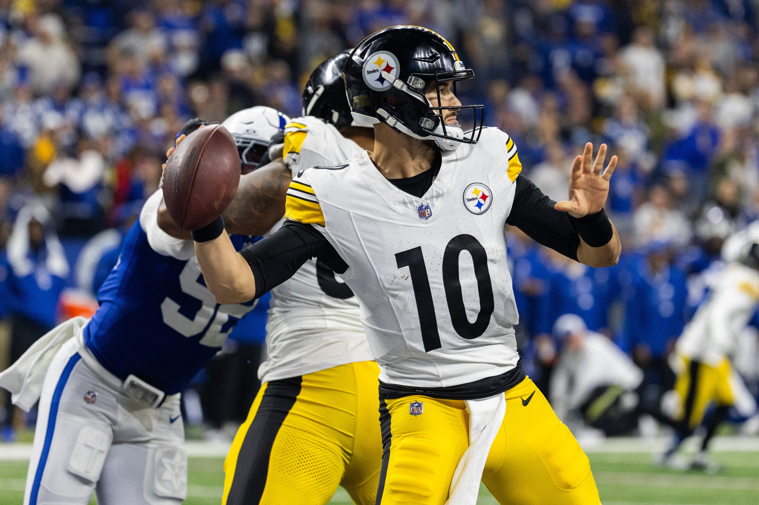 Steelers unlikely to retain this quarterback in 2024