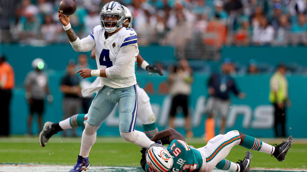 Cowboys Fall To Miami 22-20 After Late 4th Quarter Lead