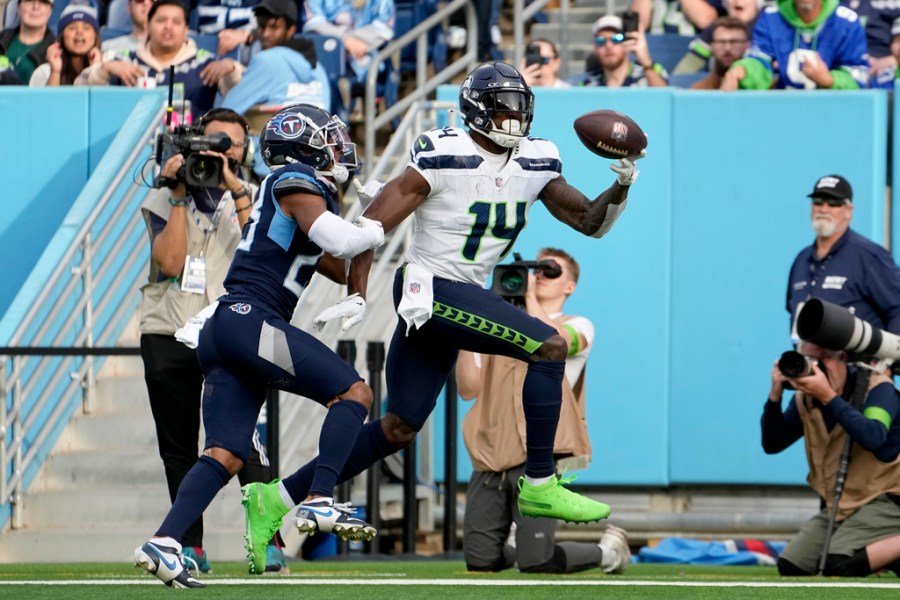 Titans Blow Another Fourth Quarter Lead In Loss To Seahawks