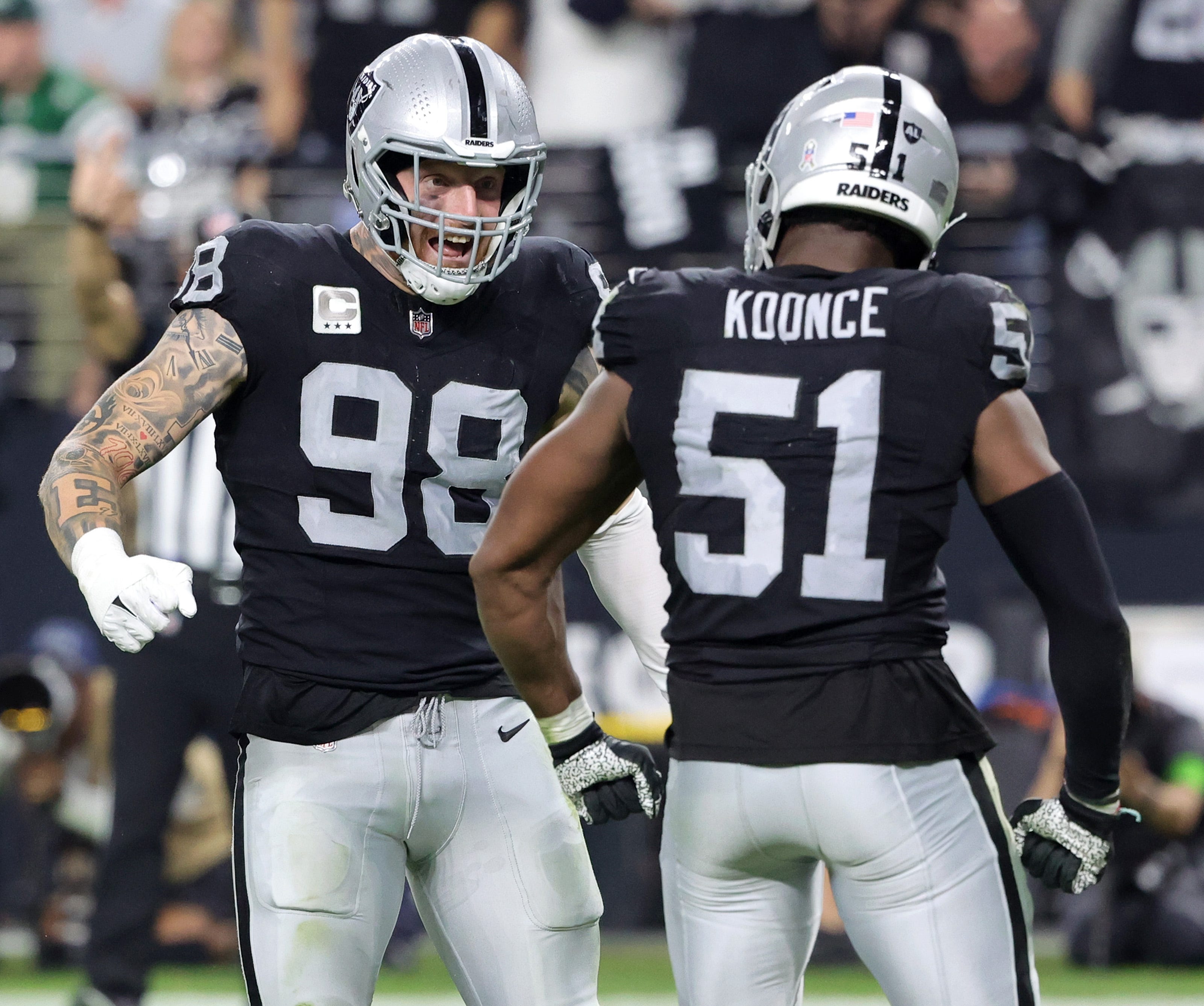 Raiders score franchise record 63 points, blowout Chargers