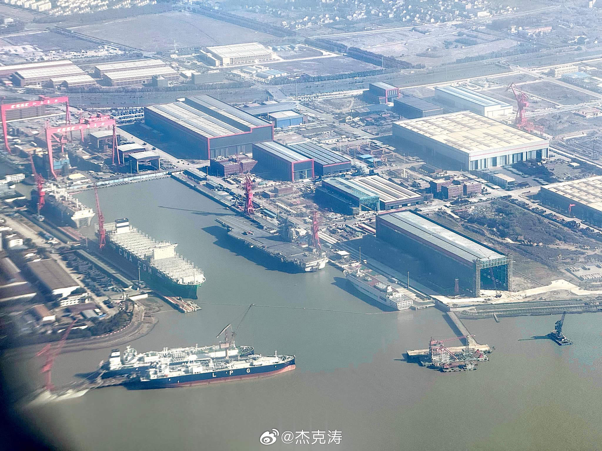 China Releases New Images of Third Aircraft Carrier Fujian
