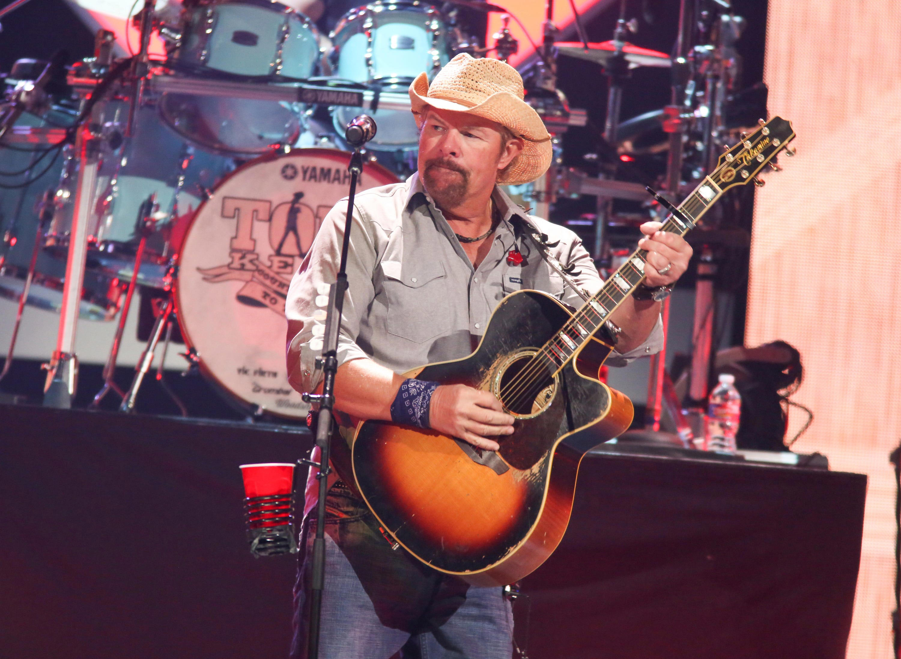 Country singer-songwriter Toby Keith dies at 62