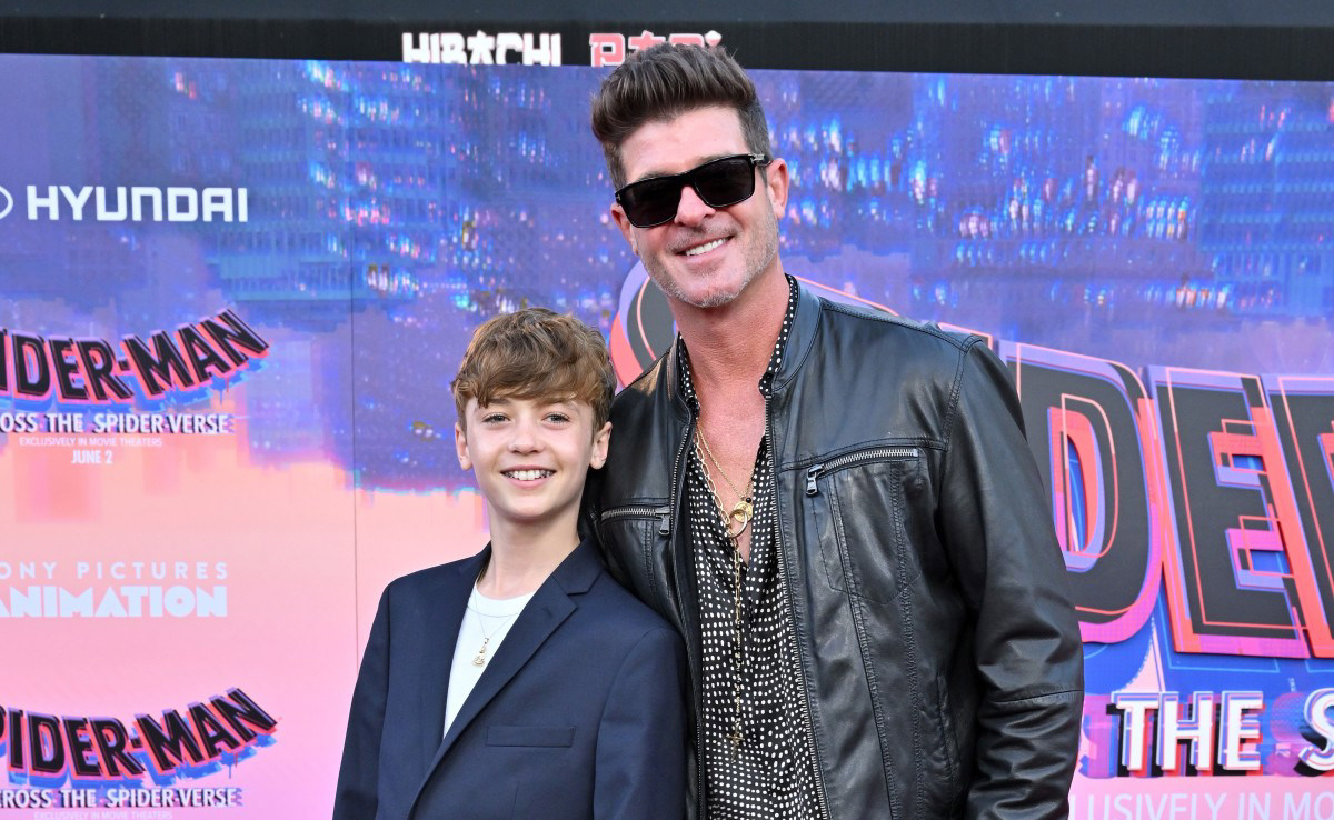 Robin Thicke S Son Sounds Just Like His Famous Dad In New Singing Video