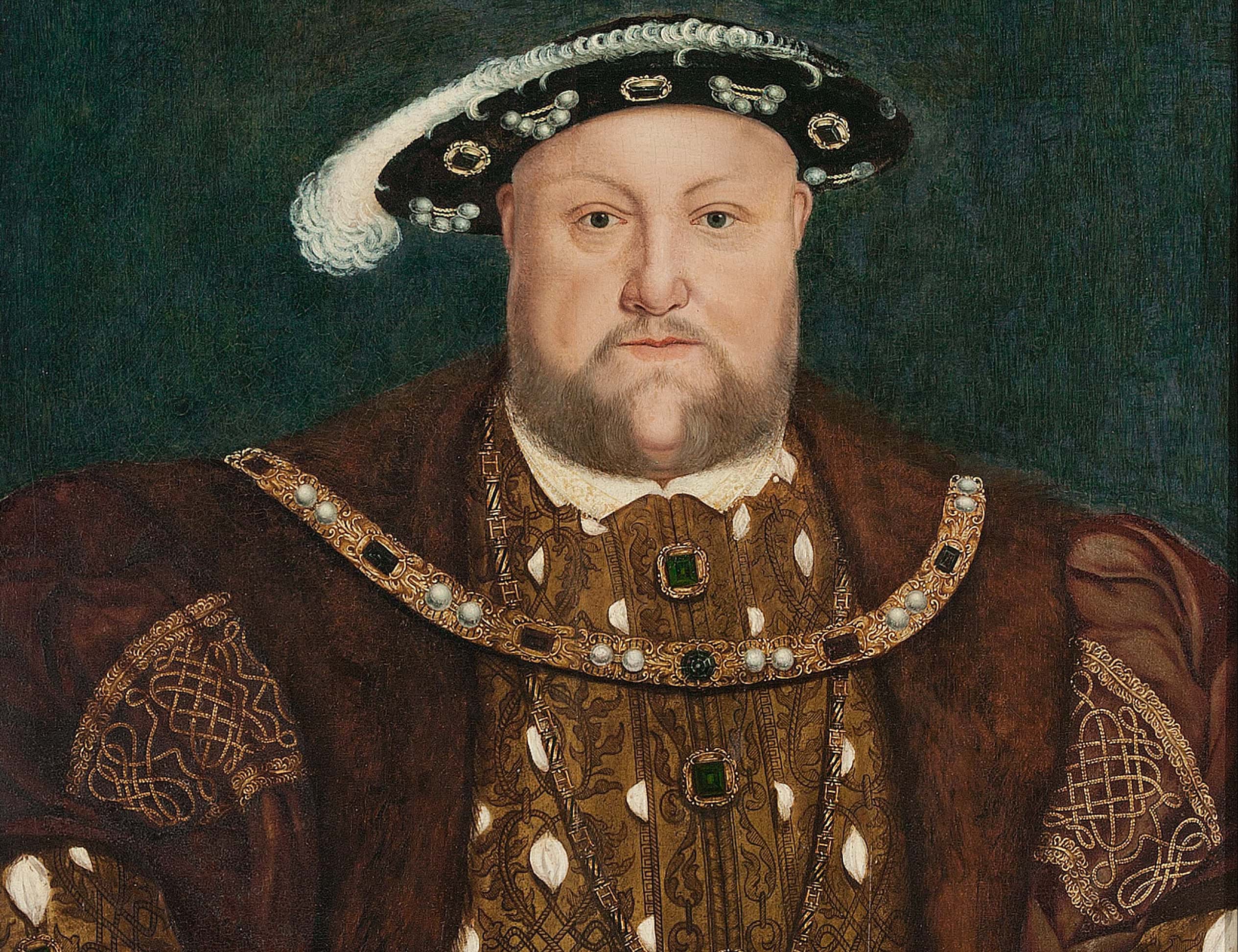 <p class="p2"><span><a href="https://www.factinate.com/instant/53-head-rolling-facts-about-henry-viii-the-worst-king-in-english-history/" rel="noopener">Henry VIII</a> loved collecting things, whether it was tapestries or meals during the day. But one thing he loved especially was weaponry. His collection included a total of 6,500 handguns, and a huge battle-axe which lay next to his bed while he slept. We can only imagine what a sight that must have been for his wives.</span></p>