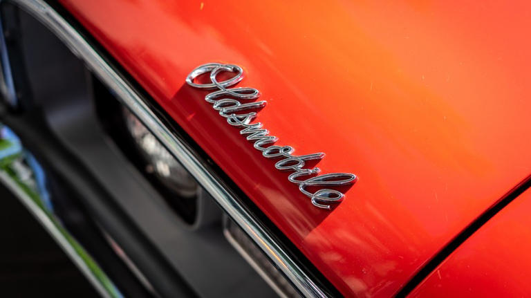 6 Old-School Oldsmobile Cars That Are Worth Your Attention