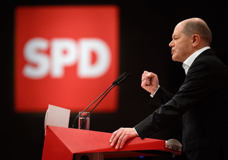 Scholz: Germany's Budget Crisis Will Not Impact Aid For Ukraine