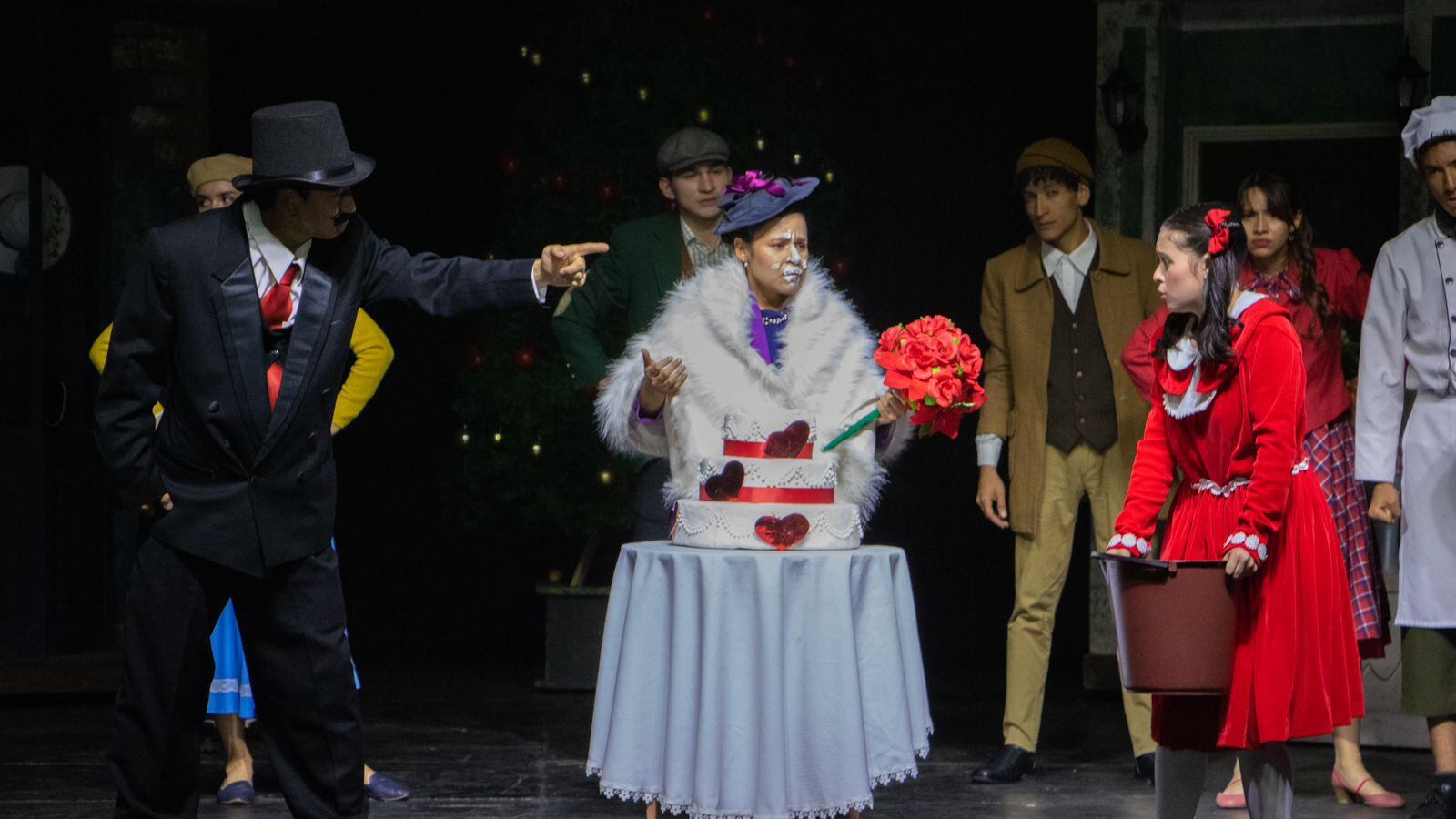 escena bogotana abre el telón a teatro, cine y musicales navideños en diciembre