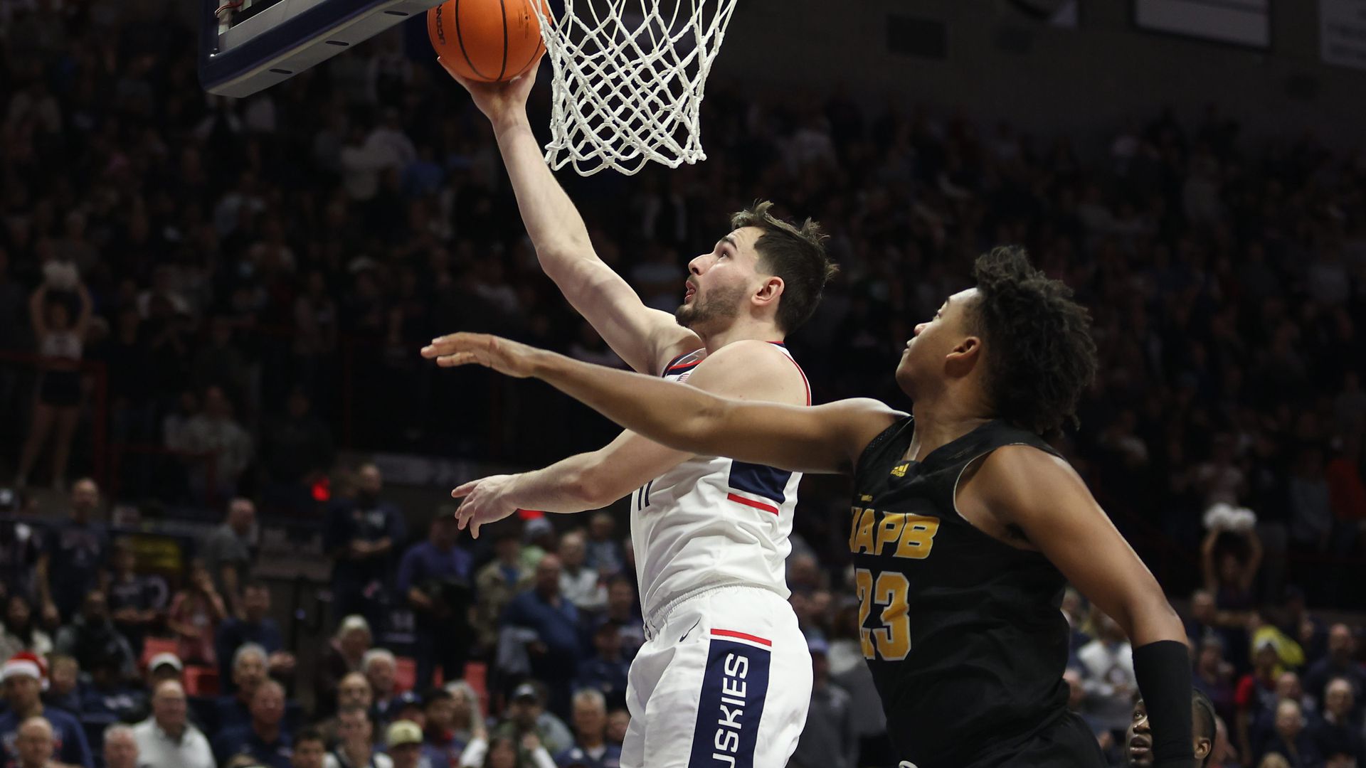 UConn Men’s Basketball Takes Down Arkansas Pine Bluff, 101-63