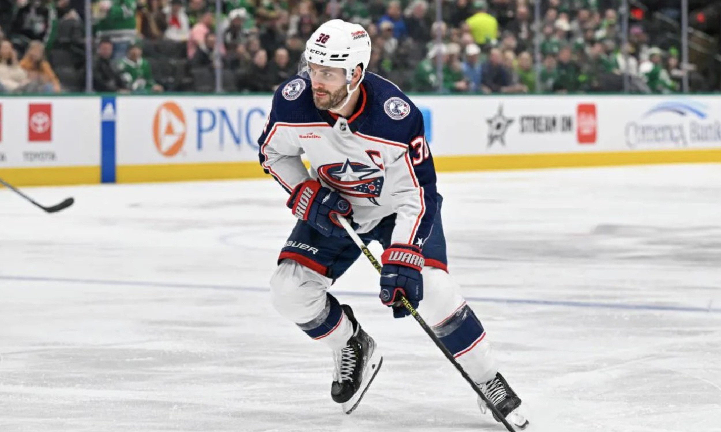Blue Jackets Boone Jenner sidelined with broken jaw and Maple Leafs ...