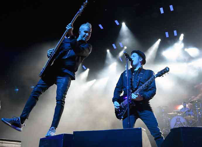 Fall Out Boy Continues 'So Much For (Tour) Dust' With Jimmy Eat World