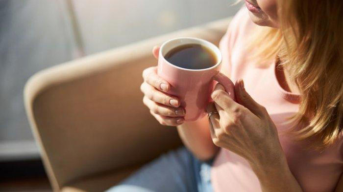 apa yang terjadi pada tubuh saat anda minum kopi setiap hari? intip jawabannya di sini