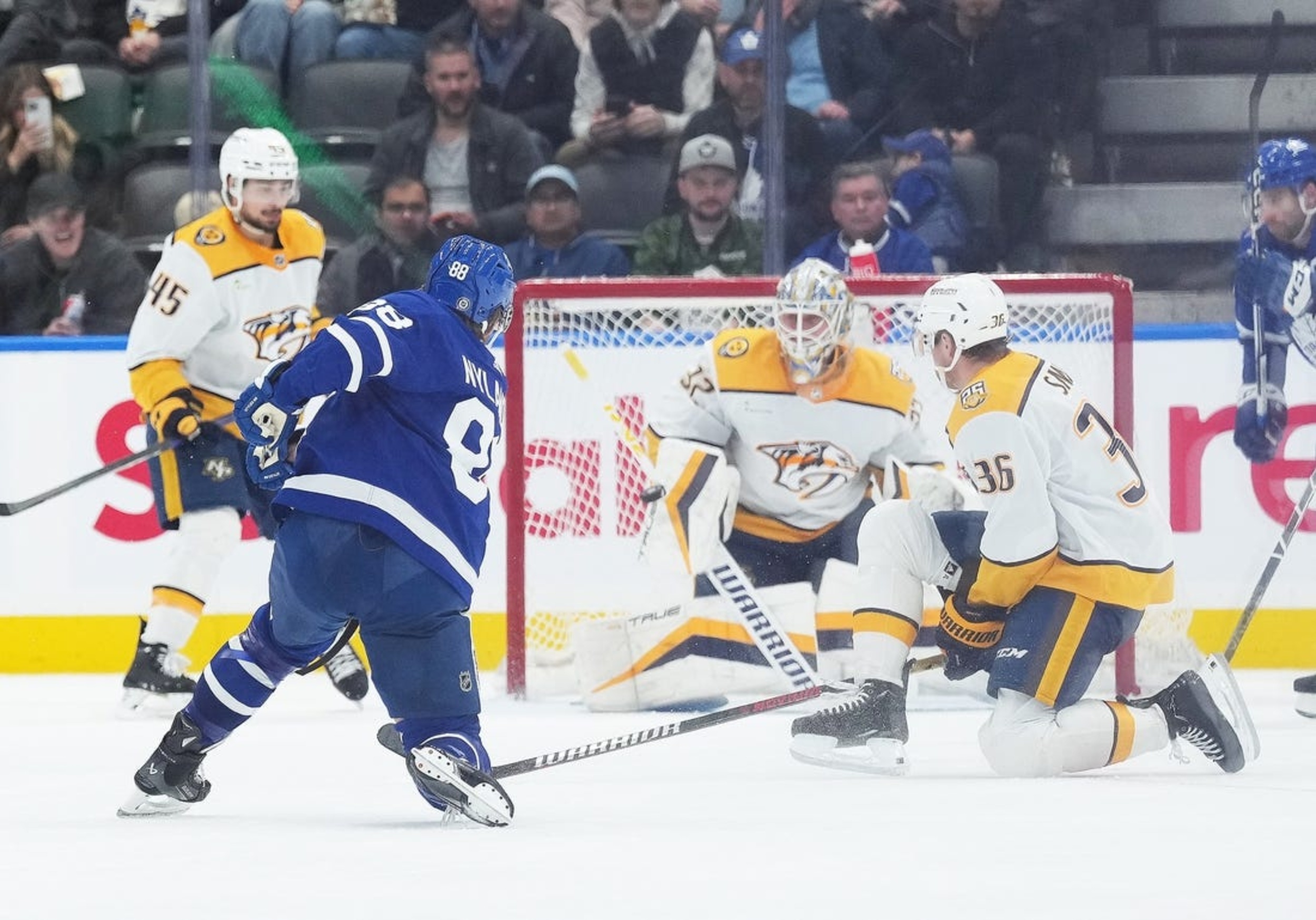 Leafs Get 2 Goals From Auston Matthews, Blank Preds