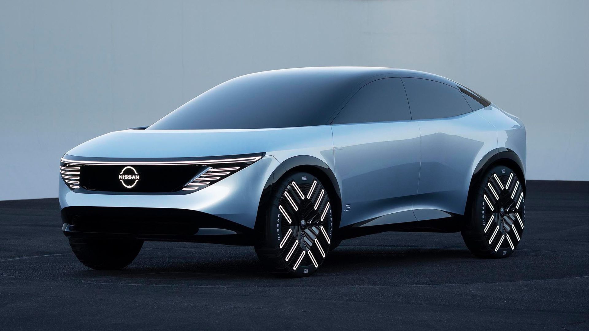 it looks like the next-gen nissan leaf will become a crossover