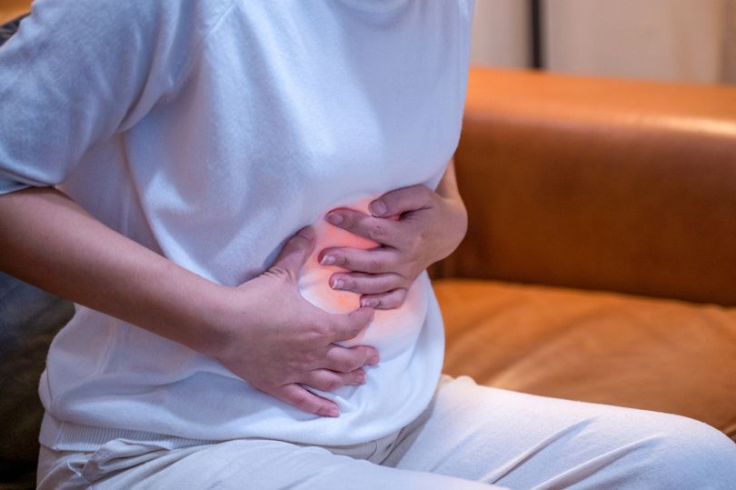 NHS experts explain signs you may have norovirus 'winter vomiting bug