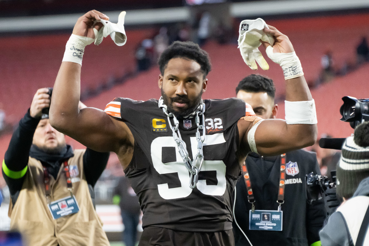 Browns' Myles Garrett Takes Home AP Defensive Player Of The Year Honors