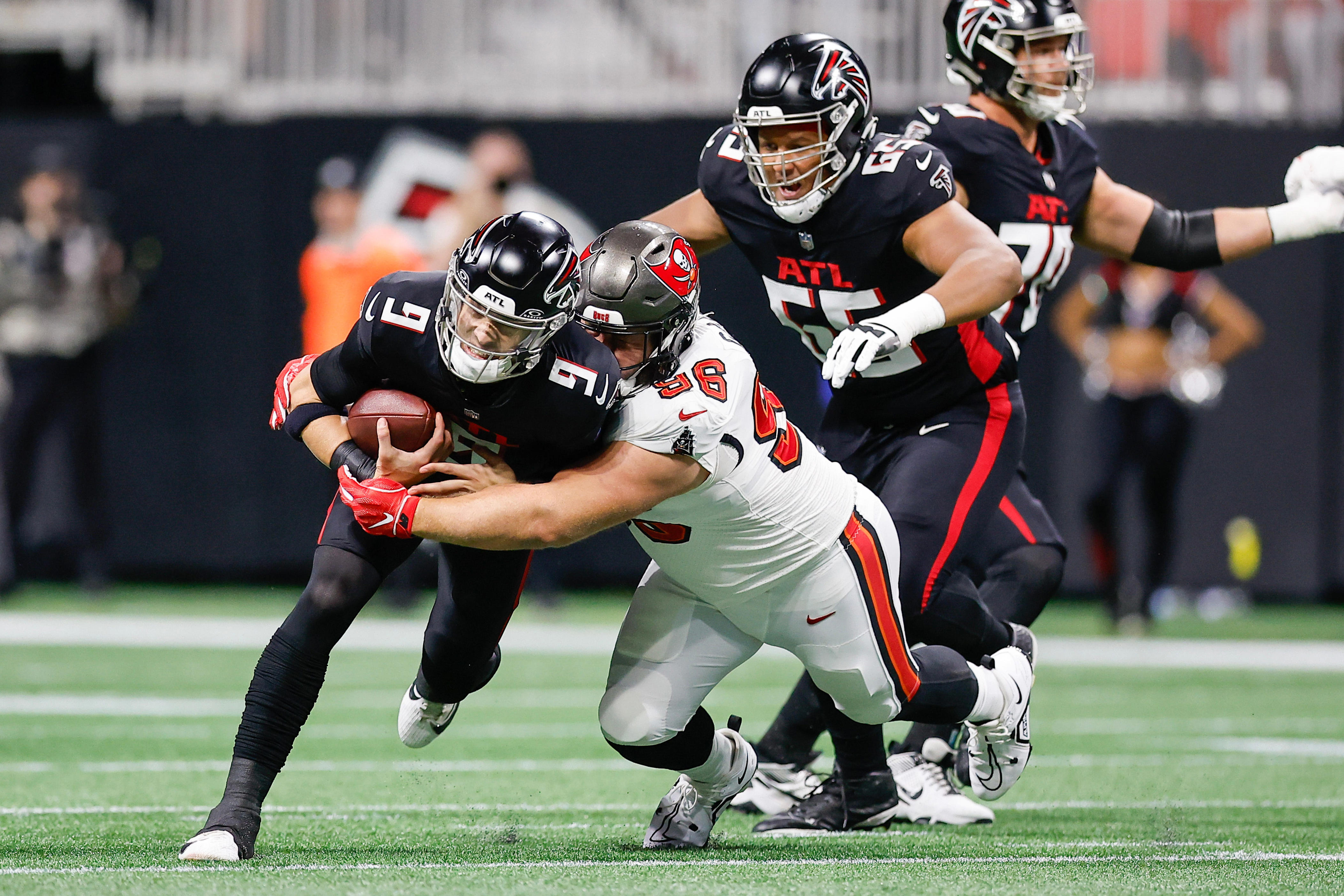 Falcons Twitter Trashes Ridder, Smith After Loss To Buccaneers