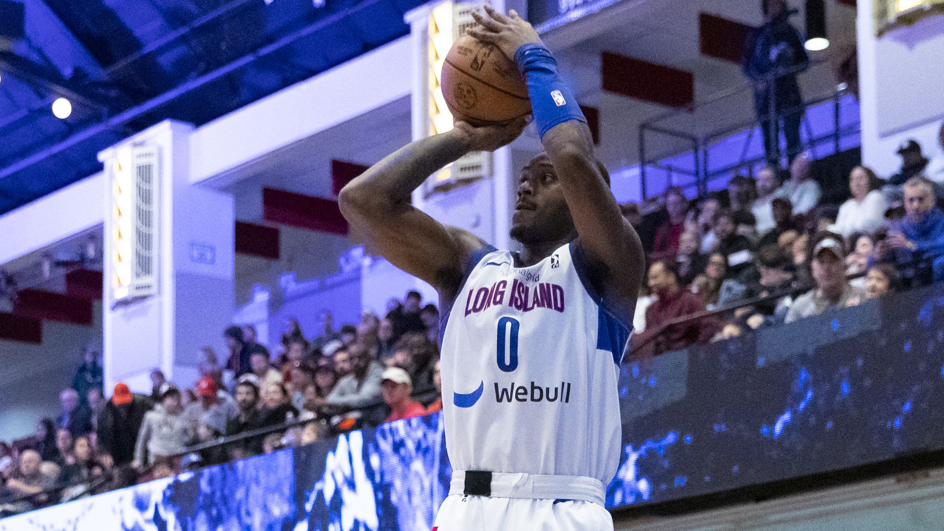 Dariq Whitehead Scores 15 Points In 19 Minutes But Long Island Nets Lose