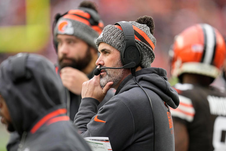 Kevin Stefanski Working Through Plan For Browns Playing Time Against Cincinnati Bengals 8053