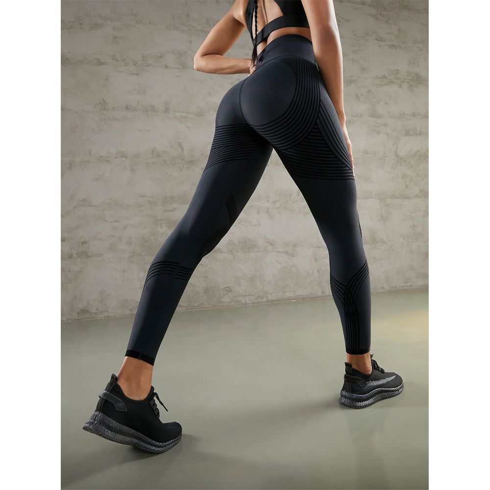 But for Real Though, People Can’t Stop Buying These Butt-Sculpting Leggings