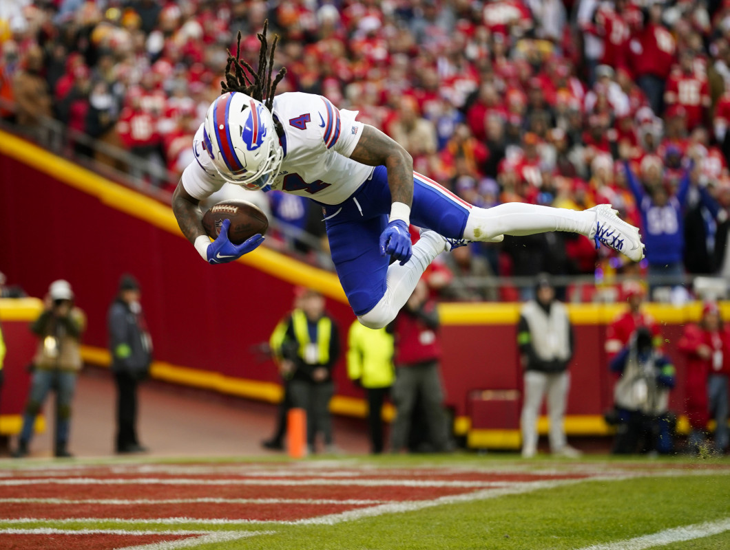 WATCH: Bills Extend Lead Over Cowboys With Cook TD