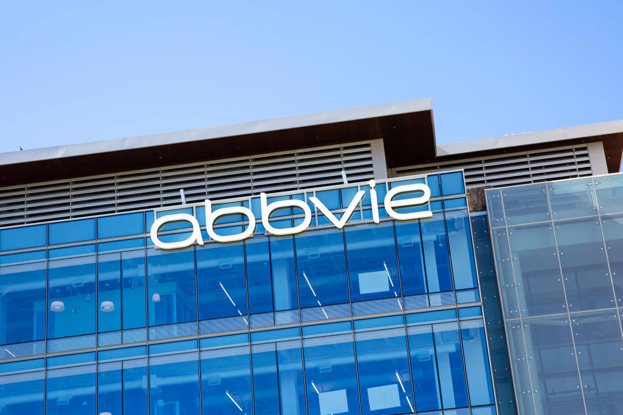 AbbVie Stock Rises After Earnings Beat, Dividend Hike
