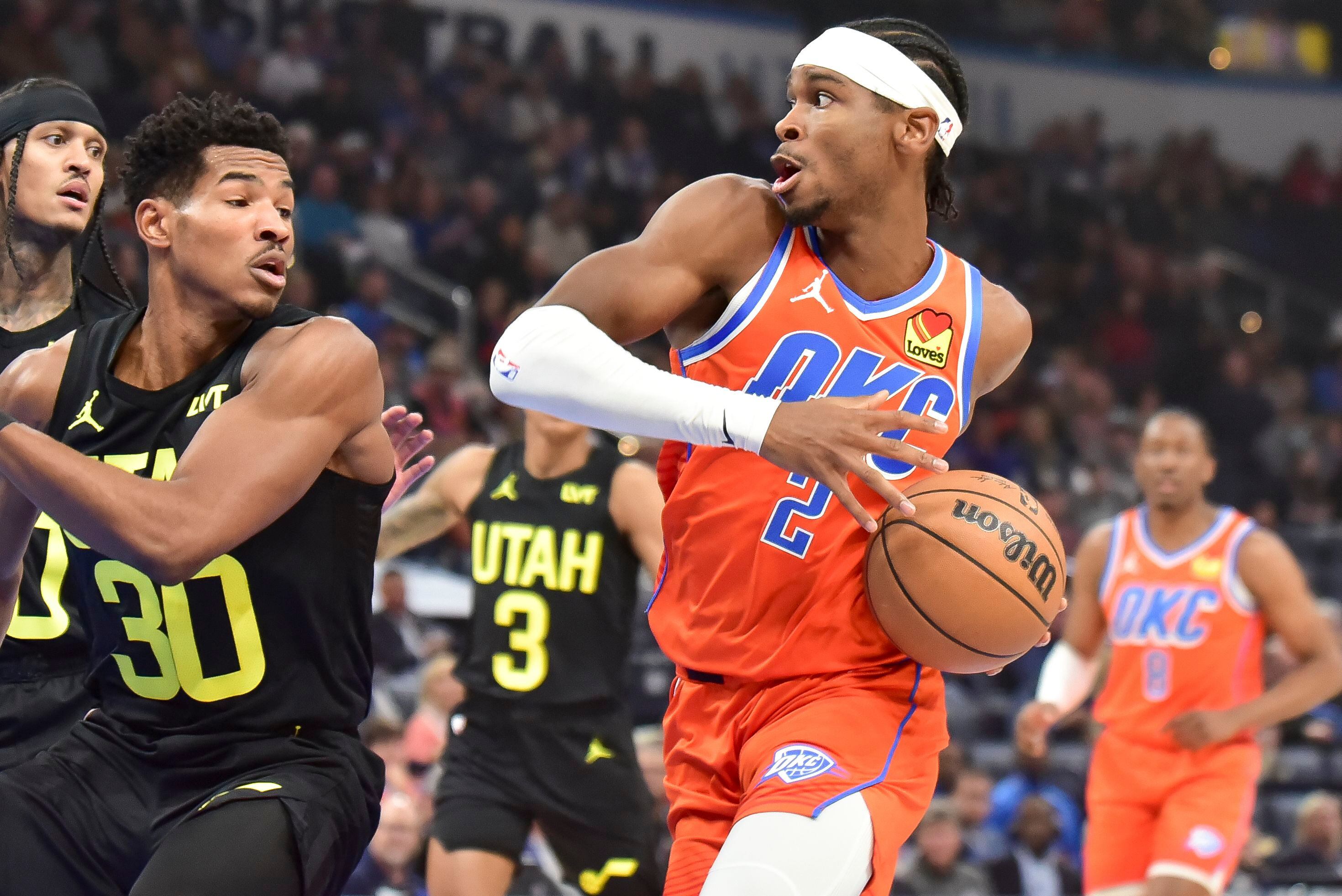 Gilgeous-Alexander Anota 30 En 3 Cuartos Y El Thunder Vence 134-120 Al Jazz