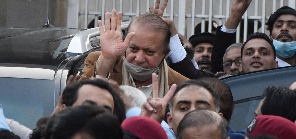 Pakistan Court Overturns Conviction Of Ex-premier Nawaz Sharif Ahead Of ...