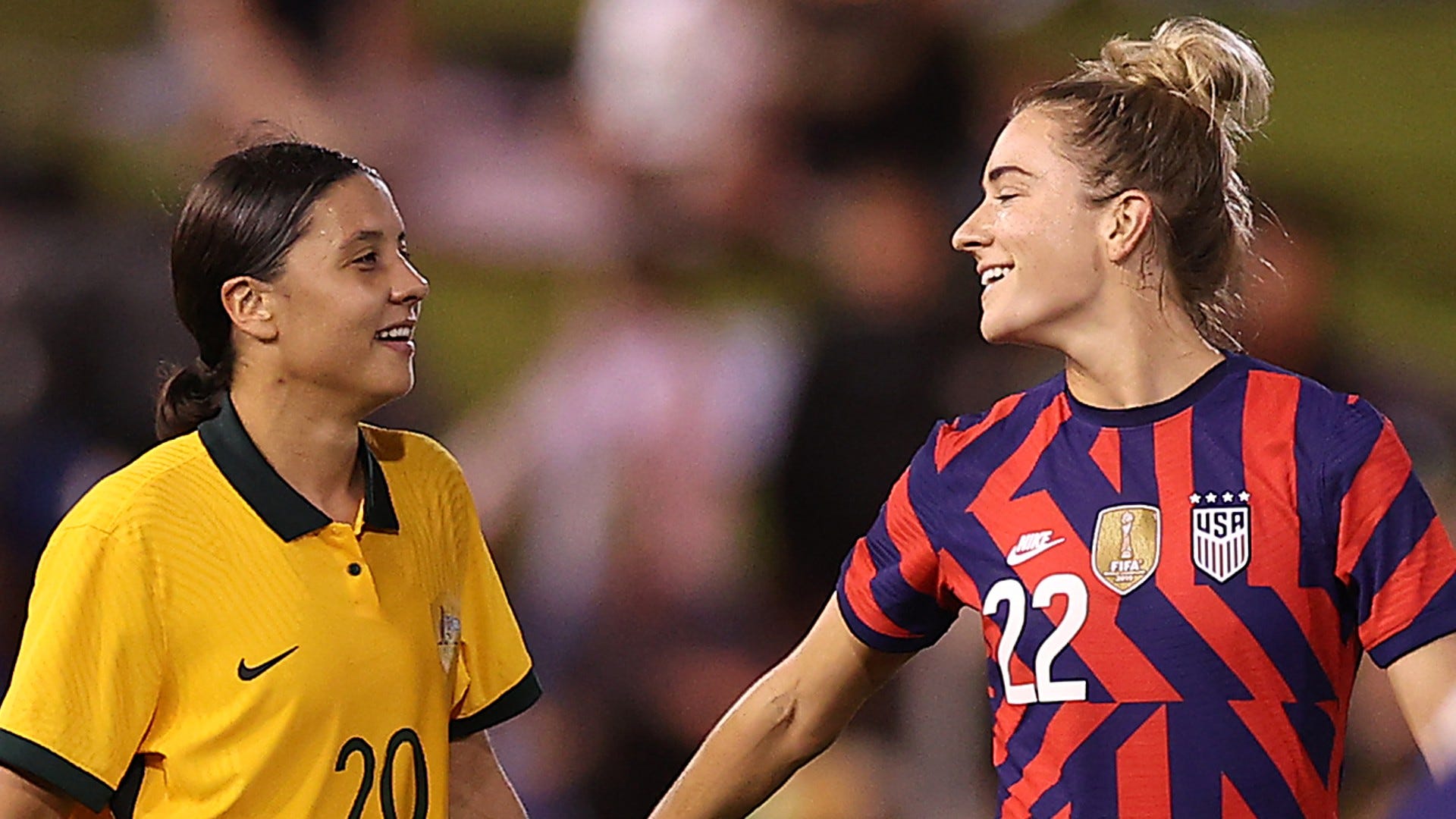 Саманта Керр. Sam Kerr and Kristie Mewis. Kerr Football.