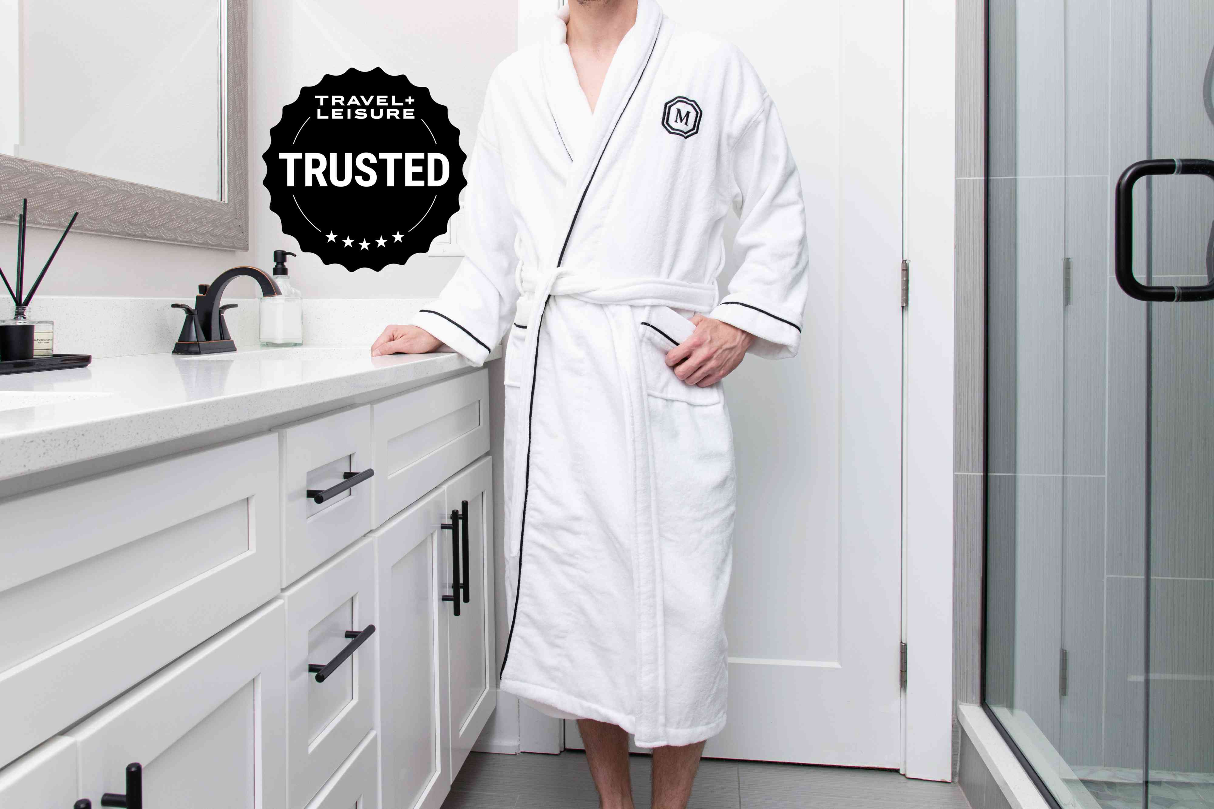 The 14 Best Luxury Bathrobes Of 2023, Tested And Reviewed