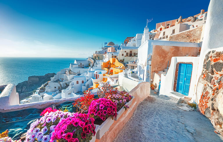 Greek Islands: Top 5 Places to Visit in 2024