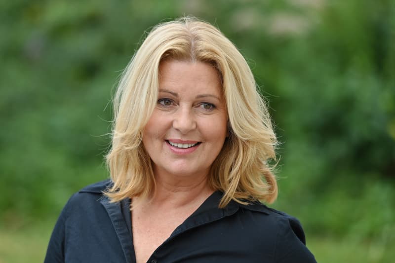 "Rosenheim Cops"-Star Karin Thaler zeigt heiße Bikini-Bilder vom ...