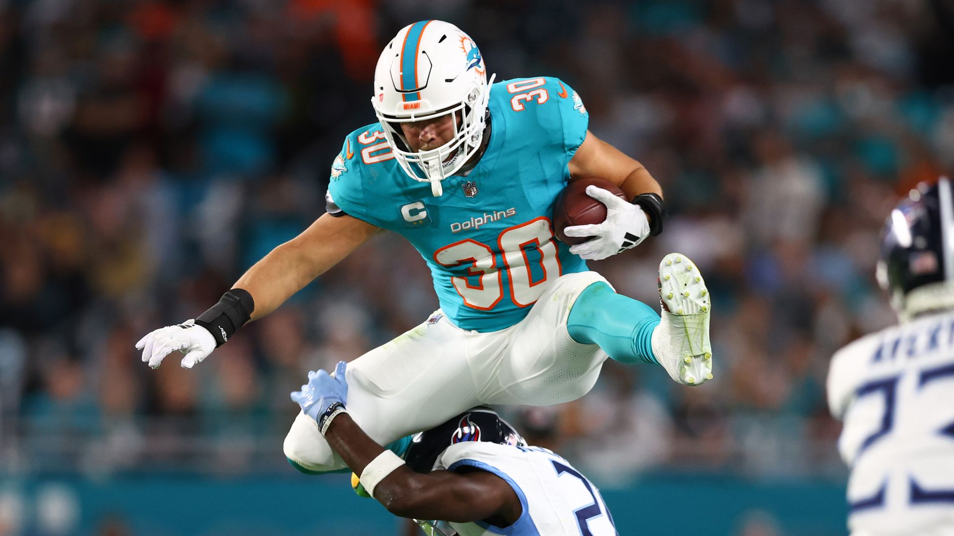 Hard Knocks In Season With The Miami Dolphins Episode 4 Live Thread   AA1lpAgi.img