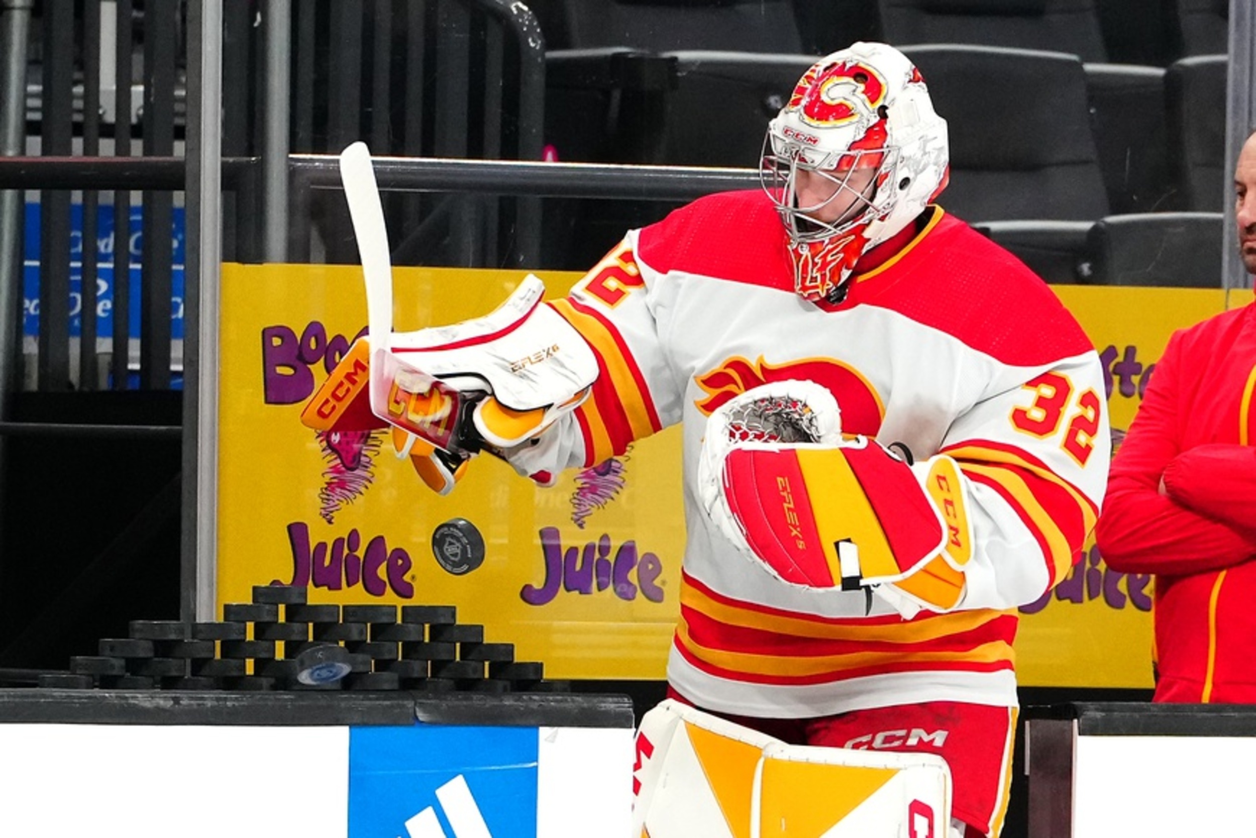 Calgary Flames Place Goalie Dan Vladar On Injury Reserve List, Recall ...