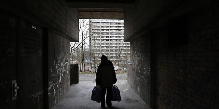 Armut in Deutschland: Plattenbau-Siedlung in Halle-Neustadt (Sachsen-Anhalt) Symbolbild/IMAGO/epd