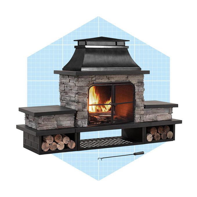 5 Best Outdoor Fireplace Kits, According to a Contractor