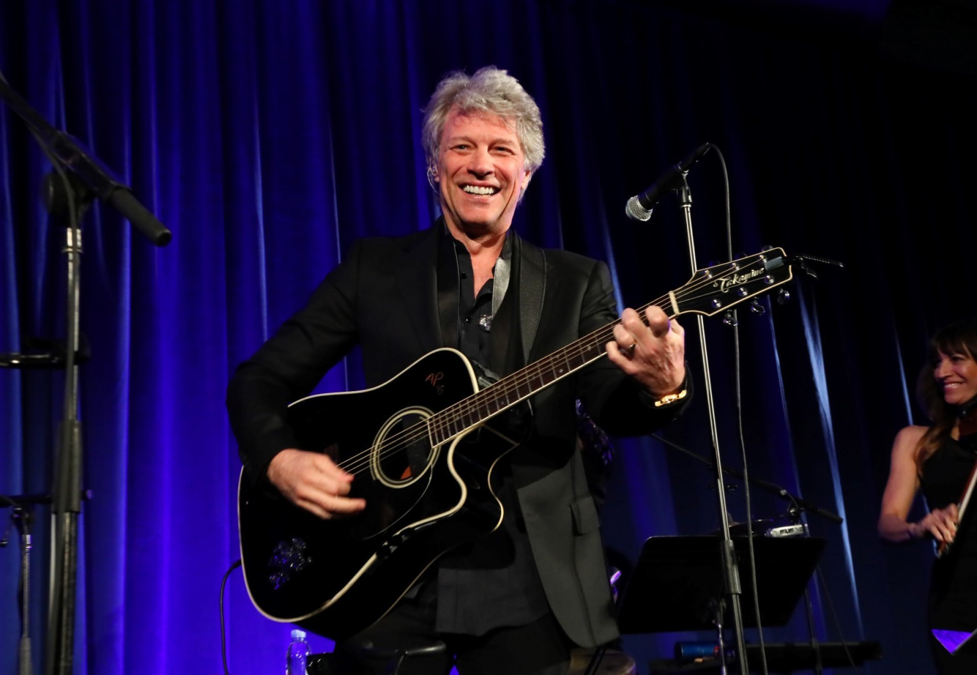 <p>The entire Bon Jovi band faced restrictions in China due to their use of a picture of the Dalai Lama at a concert in Taiwan.</p>