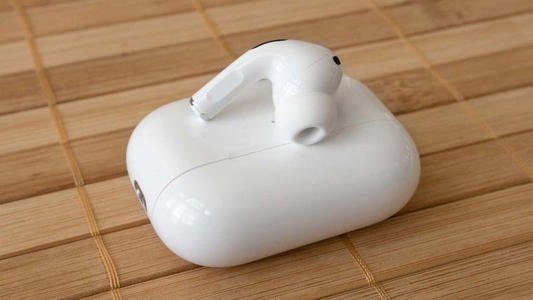 Top 7 AirPods Tips for Newbies<br><br>