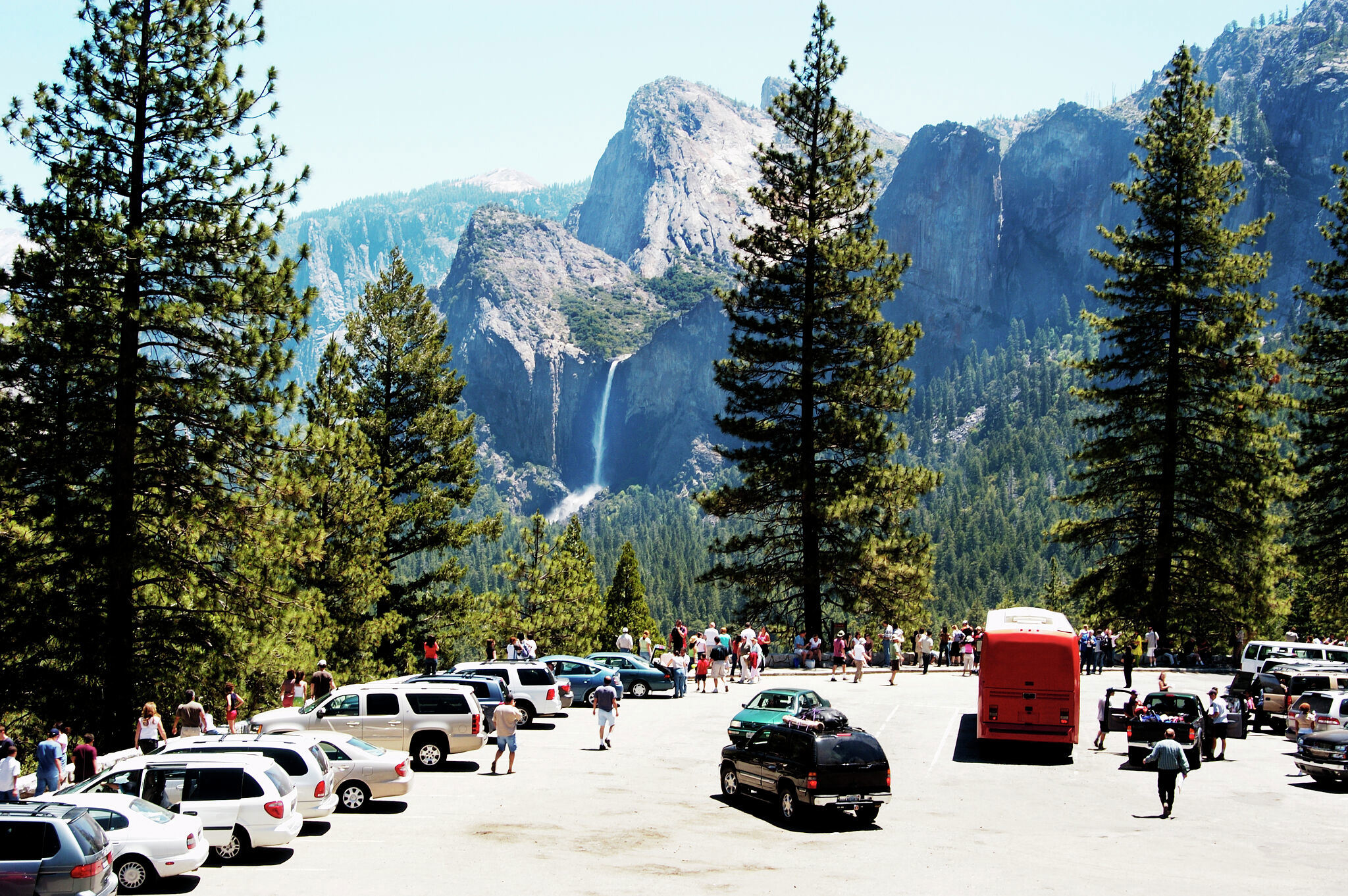 Yosemite National Park to bring back reservation system for most of 2024